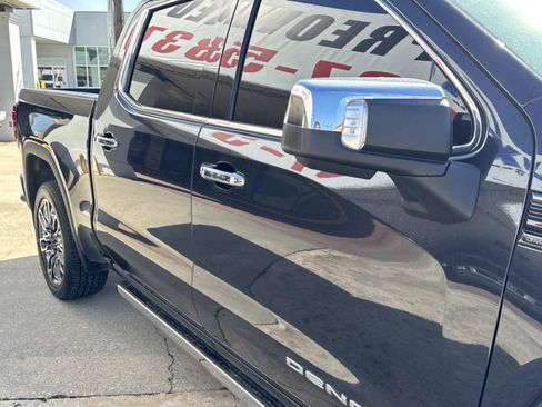 Used 2025 GMC Sierra 1500 Denali Ultimate image 15