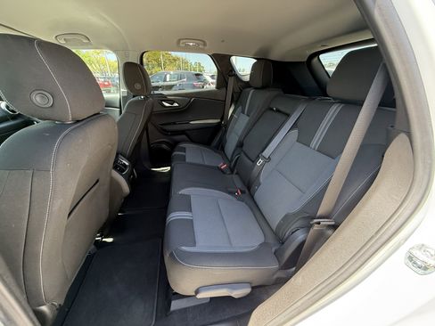 Used 2025 Chevrolet Blazer LT AWD/4WD image 31