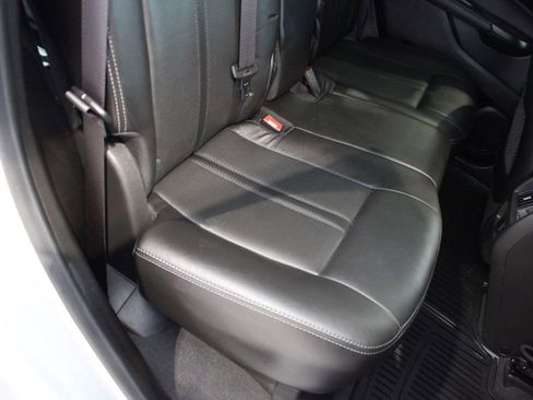 Used 2015 Cadillac SRX Luxury image 22