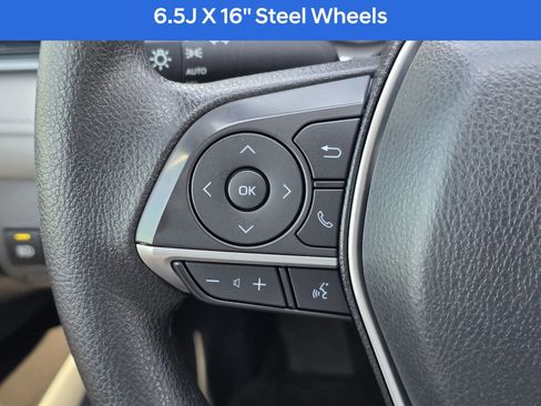 Used 2023 Toyota Camry LE image 26