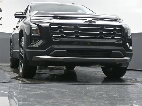 New 2026 Chevrolet Equinox LT image 3