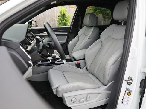 Used 2023 Audi Q5 2.0T Prestige w/ Prestige Package AWD/4WD image 20