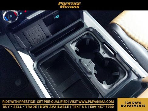 Used 2024 Ford F350 Lariat w/ Sport Appearance Package image 30