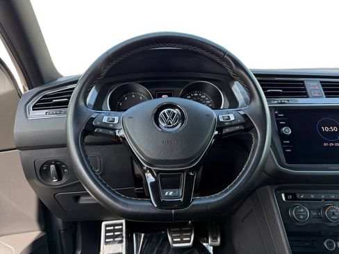 Used 2021 Volkswagen Tiguan SE R-Line FWD image 12