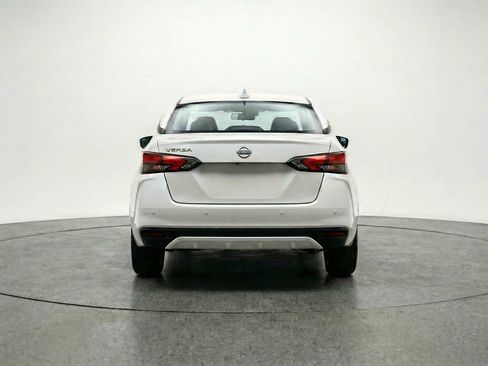 Used 2025 Nissan Versa SV FWD image 7