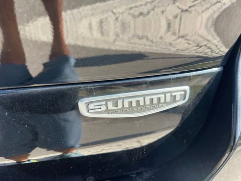 Certified 2021 Jeep Grand Cherokee L Summit w/ Advanced Protech Group IV AWD/4WD image 32