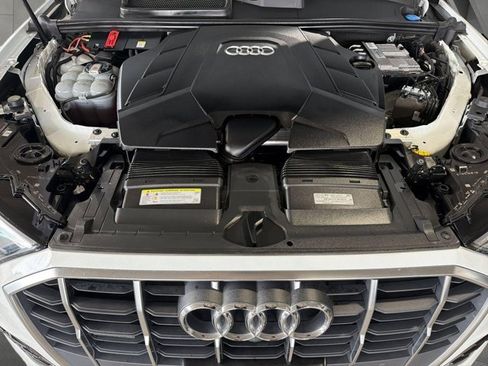 Used 2020 Audi Q7 3.0T Premium w/ Convenience Package AWD/4WD image 23