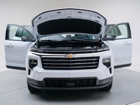 New 2026 Chevrolet Traverse LT w/ Enhanced Driving Package FWD image 16