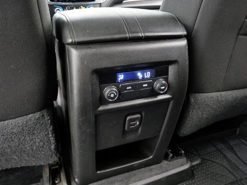 Used 2023 Chevrolet Traverse LT w/ LPO, Floor Liner Package AWD/4WD image 19