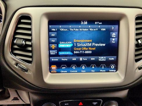 Used 2021 Jeep Compass Latitude w/ Sun and Sound Group AWD/4WD image 18