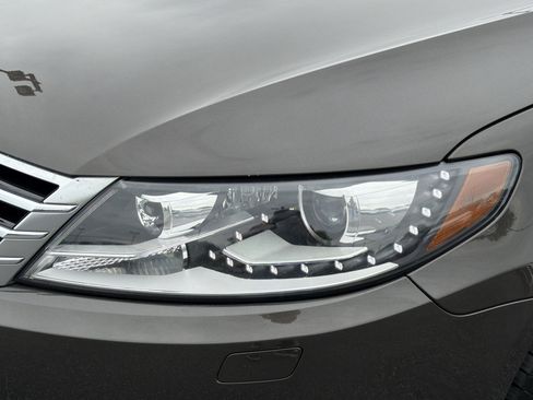 Used 2014 Volkswagen CC Sport FWD image 8