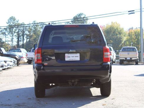 Used 2012 Jeep Patriot Sport image 6
