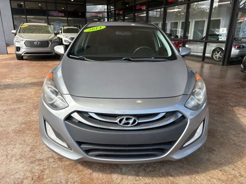 Used 2014 Hyundai Elantra GT FWD image 2
