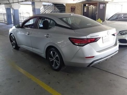 Used 2023 Nissan Sentra SV FWD image 3