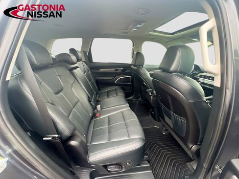 Used 2022 Kia Telluride EX image 37