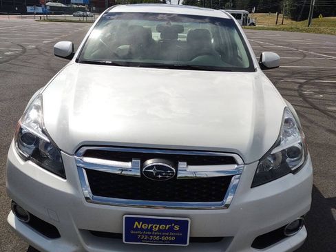 Used 2013 Subaru Legacy 3.6R Limited AWD/4WD image 3