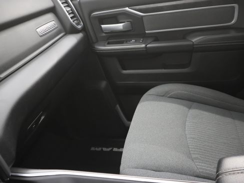 Used 2022 RAM 3500 Big Horn w/ Level C Equiment Group image 15