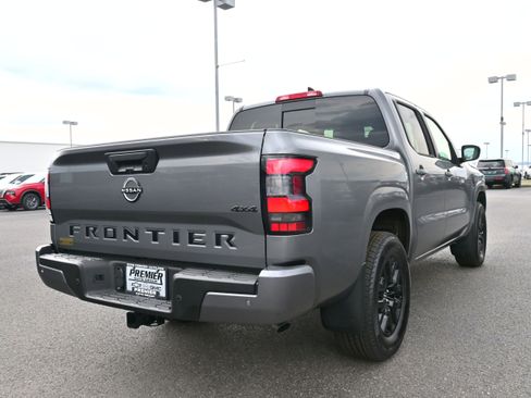 New 2026 Nissan Frontier SV w/ Tow Package image 8