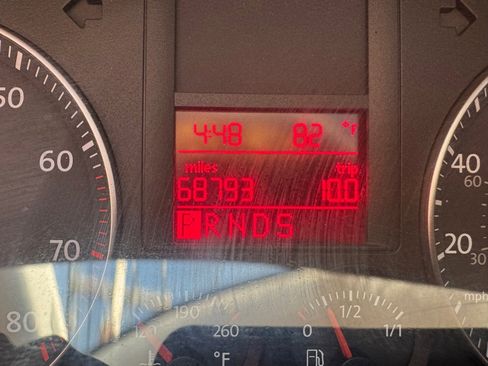 Used 2009 Volkswagen Rabbit 2-Door image 13