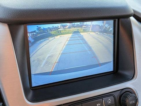 Used 2020 GMC Yukon SLE w/ Convenience Package RWD image 11
