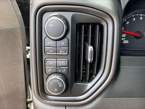 Used 2024 Chevrolet Silverado 1500 W/T w/ WT Safety Package AWD/4WD image 31