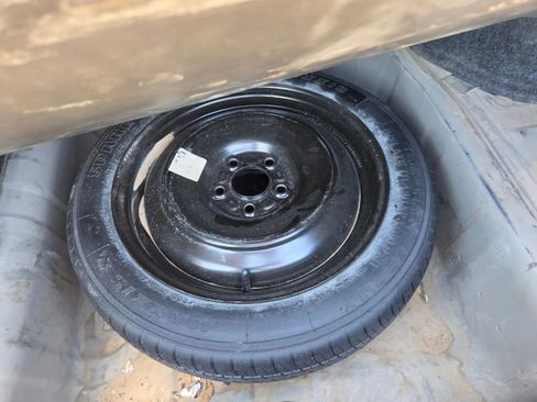 Used 2019 Nissan Sentra FWD image 11