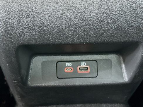 Used 2025 Nissan Altima 2.5 SV image 32