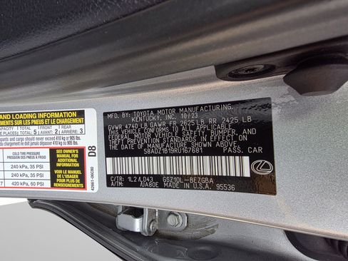 Used 2024 Lexus ES 350 w/ Premium Package image 31