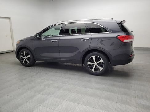Used 2016 Kia Sorento EX image 3