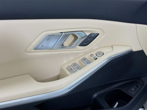 New 2026 BMW 330i xDrive Sedan w/ Premium Package image 21