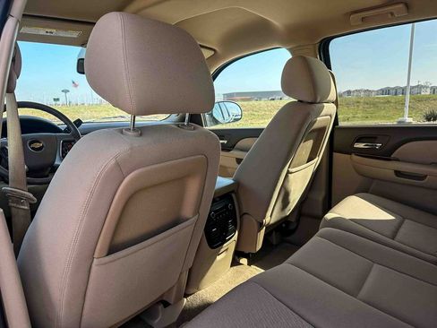 Used 2013 Chevrolet Avalanche LS w/ Texas Edition image 17