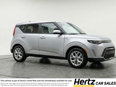 Used 2025 Kia Soul LX w/ LX Technology Package image 1