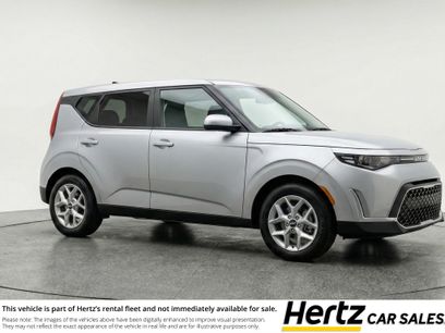 Used 2025 Kia Soul LX w/ LX Technology Package
