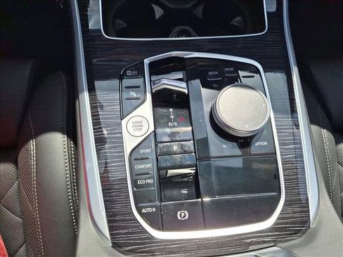 Used 2026 BMW X5 sDrive40i w/ M Sport Package RWD image 12