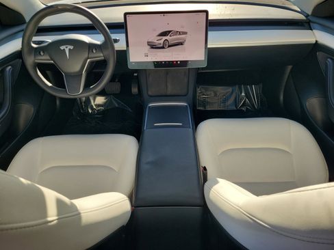 Used 2023 Tesla Model 3 Standard Range image 7