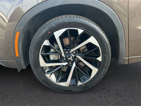 Used 2023 Mitsubishi Outlander SEL AWD/4WD image 13