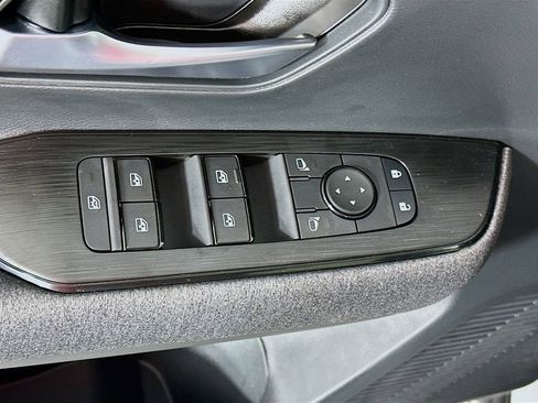 New 2026 Nissan Kicks SV w/ SV Premium Package image 23