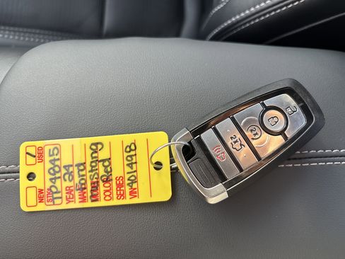 Used 2024 Ford Mustang GT Premium image 27