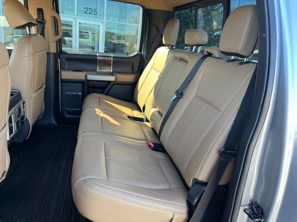 Used 2022 Ford F350 Lariat w/ Tremor Off-Road Package AWD/4WD image 15