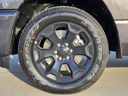 New 2026 RAM 1500 Express AWD/4WD image 12