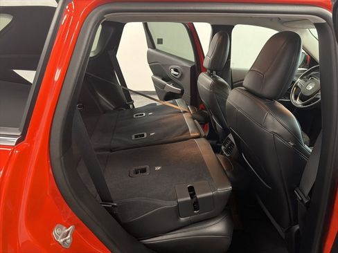 Used 2021 Jeep Cherokee Latitude Lux w/ Trailer Tow Group image 30