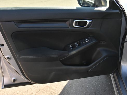 Used 2023 Honda Civic Sport image 13