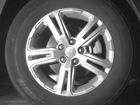 Used 2024 GMC Terrain SLE FWD image 13