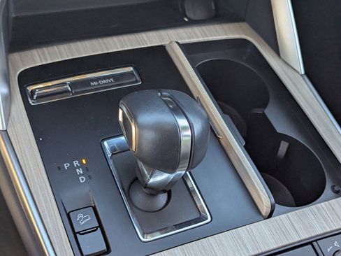 Certified 2025 MAZDA CX-90 3.3 Turbo w/ Premium Sport Pkg image 23