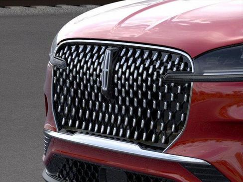 New 2026 Lincoln Aviator Reserve image 17