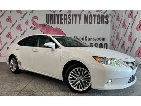 Used 2015 Lexus ES 350 w/ Luxury Package image 2