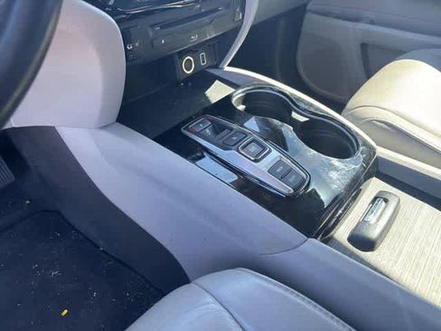 Used 2021 Honda Pilot Touring image 16