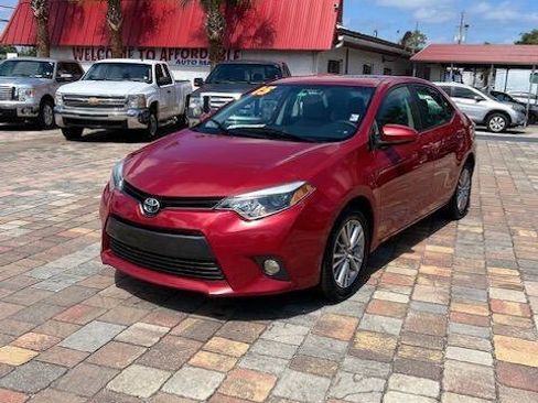 Used 2015 Toyota Corolla LE FWD image 2