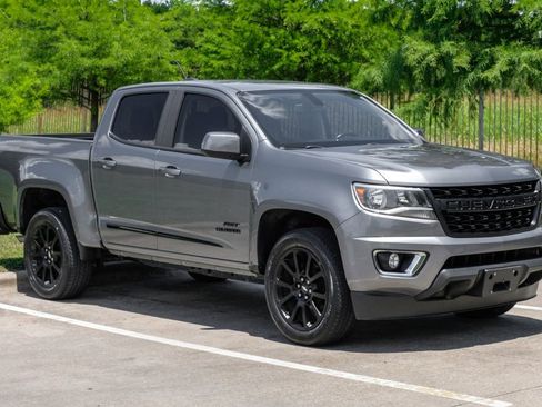 Used 2020 Chevrolet Colorado LT w/ Colorado RST Special Edition RWD image 10