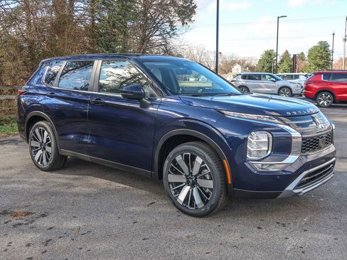 New 2026 Mitsubishi Outlander SE FWD image 8